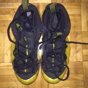 Yellow Nike foamposite